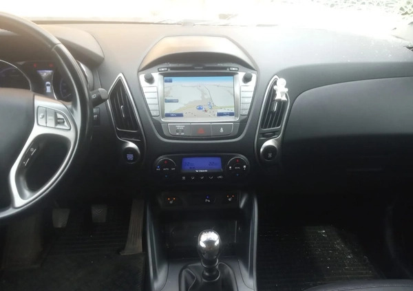 Hyundai ix35 cena 27900 przebieg: 76000, rok produkcji 2015 z Głuchołazy małe 781